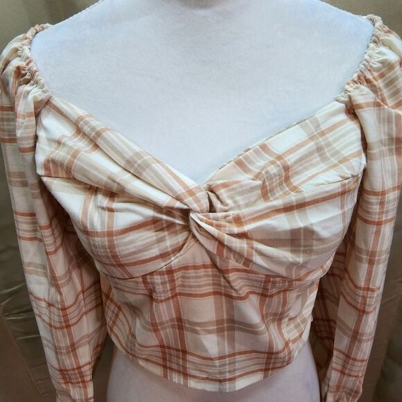 Forever 21 Plaid Off Shoulder Crop Top Size Large - Picture 4 of 13